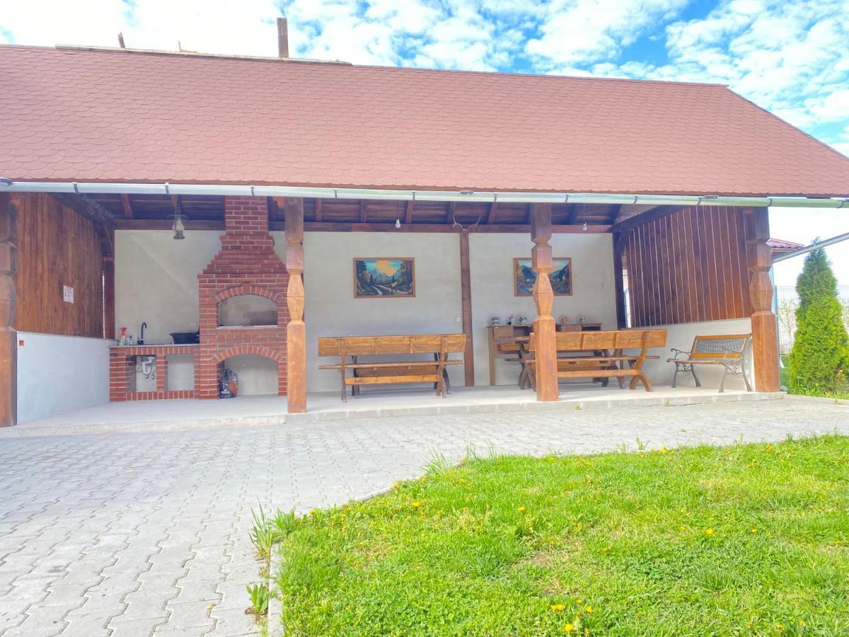Absolut Residence Hateg Haţeg Exterior foto